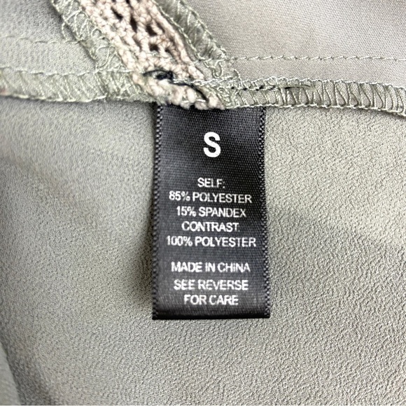 BKE Gray Sheer Silky Henley Tunic Sz S Embellished Gem Buttons Crochet Insets - Picture 12 of 13